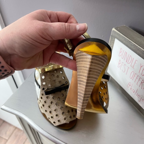 Fendi size 37.5 shoes - Picture 7 of 10